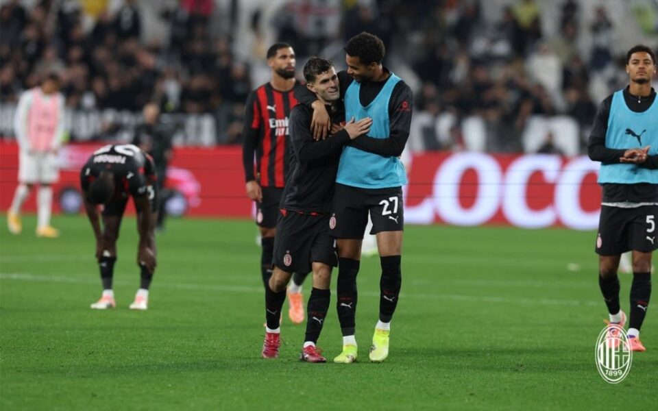 Juventus-Milan finisce con un inutile 0 a 0 che regala una mini fuga a Napoli e Roma, il Milan frena ma i bianconeri ancora di più.